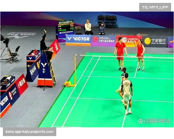 高位逼抢导致后场空虚 反击效率受争议判罚直接影响